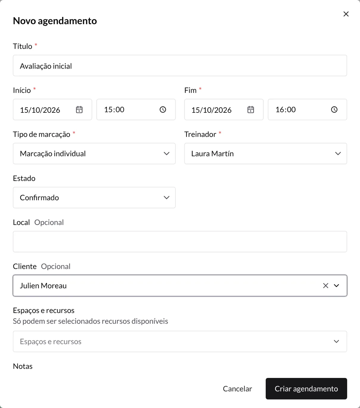 Formulário Nova marcação com título, horário proposto, tipo, treinador, estado, cliente e espaços e recursos